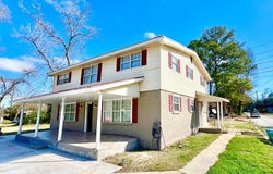 2729 Central Ave, Tifton, GA 31794