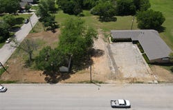703 Fair Avenue, Gainesville, TX 76240