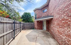 831 Rambling Oaks Drive, Norman, OK 73072