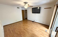 4689 HIGH POINT DR #8, ROCKFORD, IL 61114