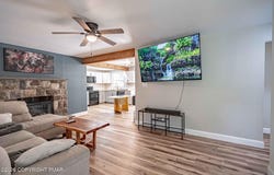 3279 Beech Ridge Drive, Pocono Summit, PA 18346