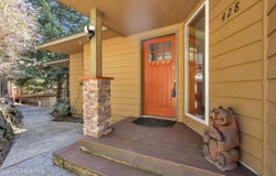 428 E Beachhouse Ln, Harrison, ID 83833