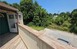 1006 W Maple Avenue, Independence, MO 64050
