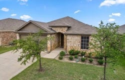 905 Decker Drive, Fate, TX 75189