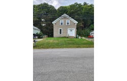 8 Water Street, Norway, ME 04268