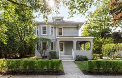 9 Spruce St, Belmont, MA 02478