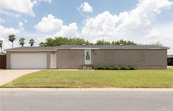 2813 Montgomery Drive, Pharr, TX 78577