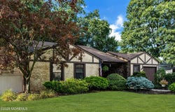 10 Concord Circle, Howell, NJ 07731