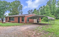 10774 Highway 11, Campobello, SC 29322