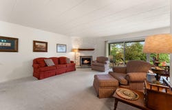 2511 E Lakeshore Drive, Crown Point, IN 46307