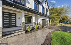 6 ECHO Avenue, MOORESTOWN, NJ 08057