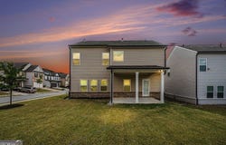305 Sterling Creek Way, Loganville, GA 30052