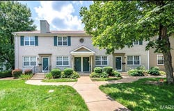 1441 Thrush Place, St Louis, MO 63144
