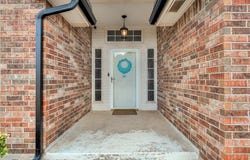 11712 SW 7th Street, Yukon, OK 73099
