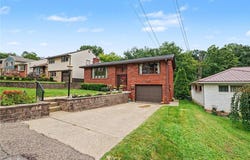 705 Smiley St, Ellwood City, PA 16117