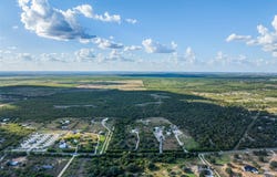 399 Seals Creek Rd, Lockhart, TX 78644