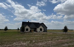 495 High Meadow, Elm Mott, TX 76640