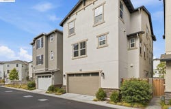 9755 Pontoon Way, Newark, CA 94560