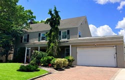 1566 Pebble Lane, Hewlett, NY 11557