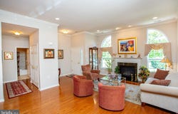 14 FIVE PONDS Circle, WARMINSTER, PA 18974