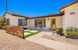 8112 N 10TH Place, Phoenix, AZ 85020