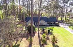 180 Heritage Circle, Blackshear, GA 31516