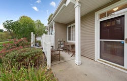 738 Maple Hills Drive, Maplewood, MN 55117