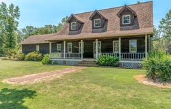 13633 U.S. 62, Ash Flat, AR 72513