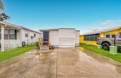 3726 Hula Cir, Ruskin, FL 33570