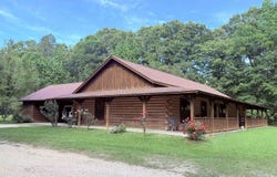 2324 Barkada Rd, Monticello, AR 71665