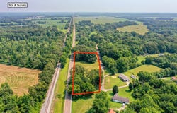 95 Railroad St, TREZEVANT, TN 38258