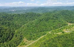 14 Lewis and Collins Road, Manchester, KY 40962