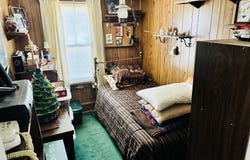 138 E Grace Street, Old Forge, PA 18518