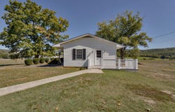84 Harmony Dr, Lexington, VA 24450