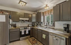19525 E Mullan Road, Clinton, MT 59825
