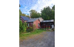 4 Bowen Road, Searsport, ME 04974