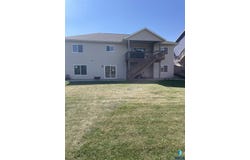 3328 E Broken Arrow St, Sioux Falls, SD 57103
