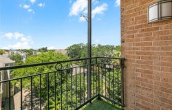 3915 SAINT CHARLES Avenue, New Orleans, LA 70115