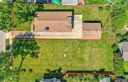 746 Parkway Avenue, Elgin, IL 60120