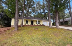 85 Hartley Woods Drive NE, Kennesaw, GA 30144