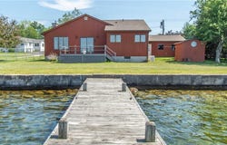 947 Broadway, Cape Vincent, NY 13618