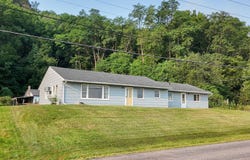 765 E Lake Boulevard, Winona, MN 55987