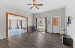 603 4TH St, MyrtlePoint, OR 97458