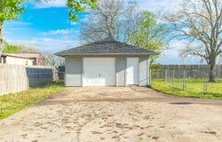 300 E Short Street, Leonard, TX 75452