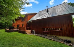 482 E Dover Road, Wardsboro, VT 05355