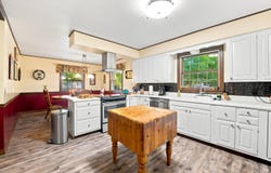 301 W 10th Street, Willow Springs, MO 65793