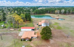 2964 FM 2120, Bagwell, TX 75412