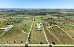 14204 Graef Rd, Creedmoor, TX 78610