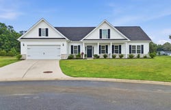 40 Little Peru Ct., Georgetown, SC 29440