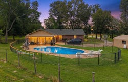 2136 Myrtle Rd, Diana, TX 75640